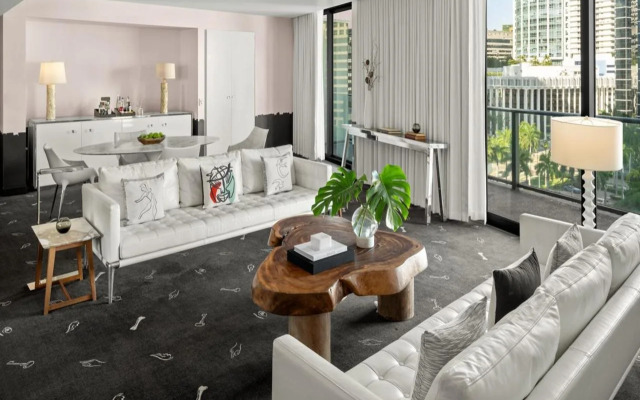 Отель Dua Miami, Autograph Collection