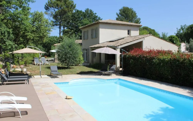 Magnificent Holiday Home With Pool