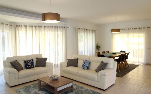 Victoria Garden CIP