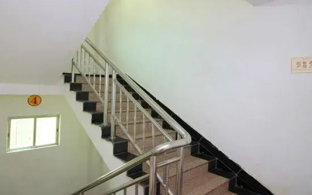 Jinyi Hotel
