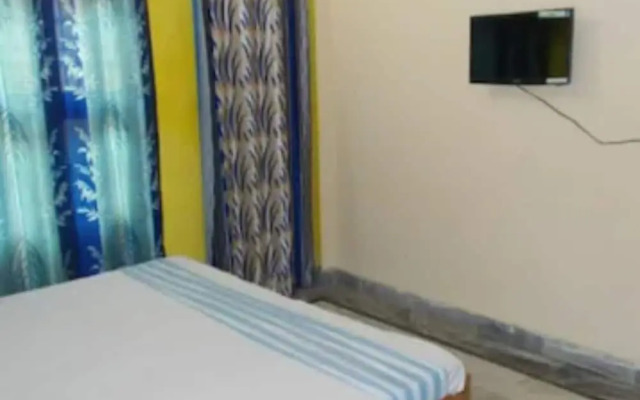 Goroomgo Uma Ganga Guest House Varanasi