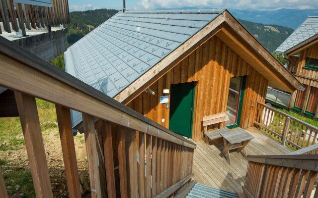 Cozy Chalet near Ski Area in Klippitztörl