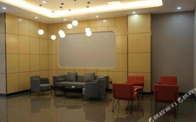 Jingyuan Yurui Business Hotel