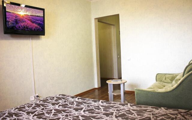 Dobrye Sutki Apartment on Trofimova 113
