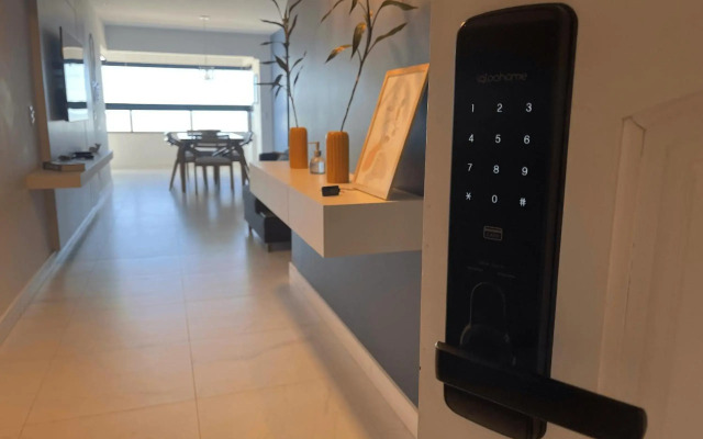 Apartamento sofisticado ao som do mar de Itapoã