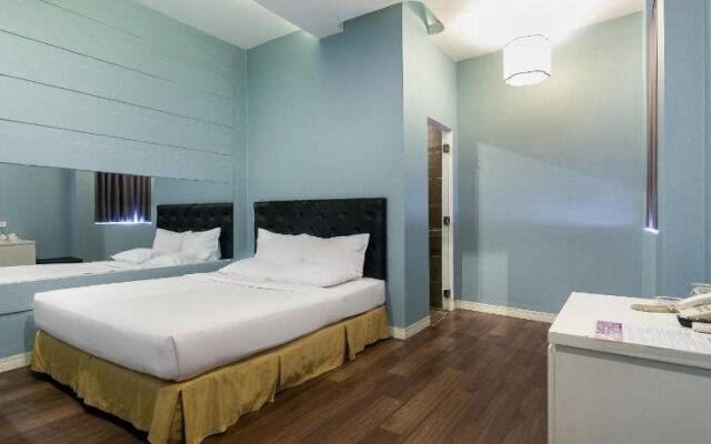 Triip Friday Hotel Phan Xich Long