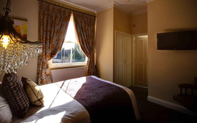King's Head Hotel by Greene King Inns