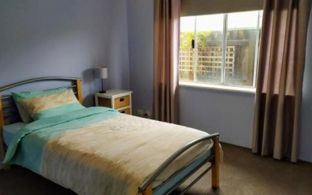 Halls Head Holiday Home