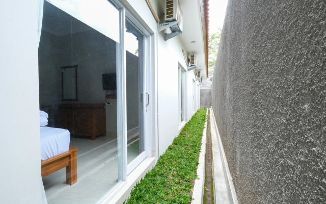 OYO 3906 Dalem Putu Sanjaya Syariah