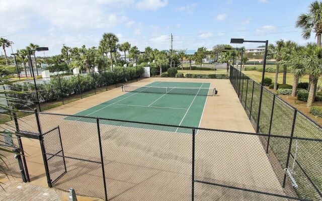 Silver Beach 1702e 3 Bedroom Condo by RedAwning