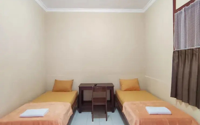 Super OYO 93173 Khazanah Room Syariah