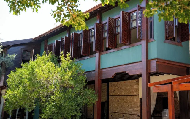 House 5 Hotel