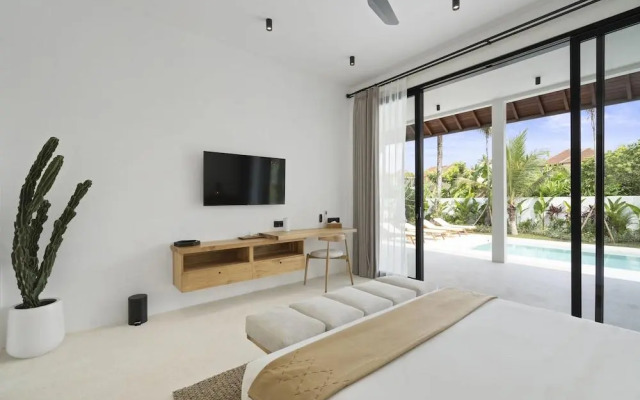 Marbella Villa by Betterplace