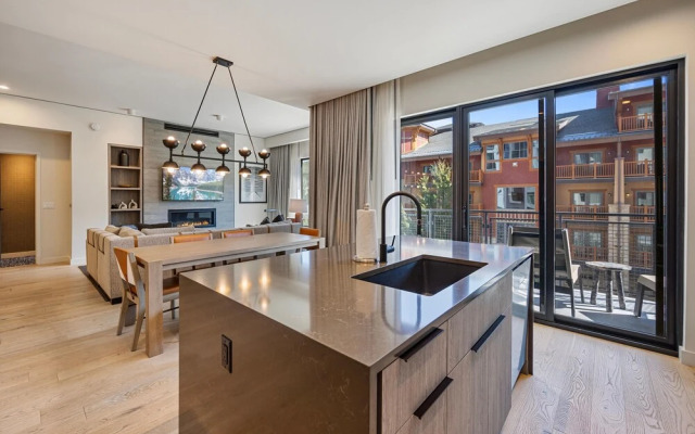 P Ndry 3206 in Park City