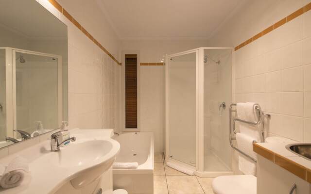 Unit A - Aspen Villa