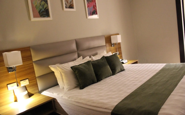 Monarch Parkview Hotel