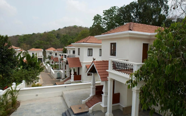 Pinto Rosario Square Resort and Spa