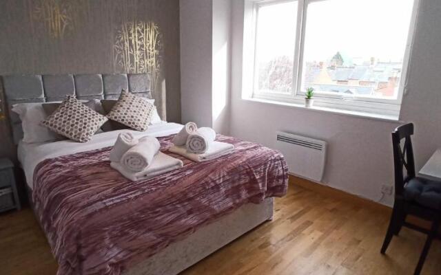 Brookview 2BR Flat Oxford City Centre Free Parking