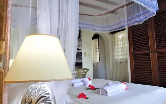 "room in B&B - Watamu, Nestled Between Pristine Beaches and Lush Tropical Forest"