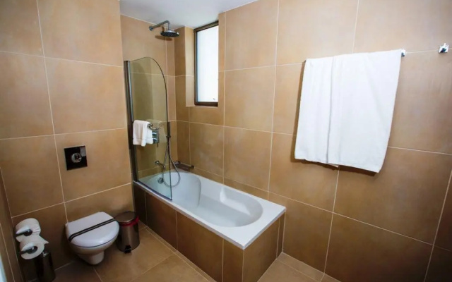 Amphora Hotel & Suites