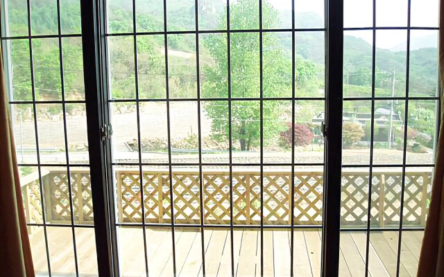 Danyang Banggoksan Gildala Pension