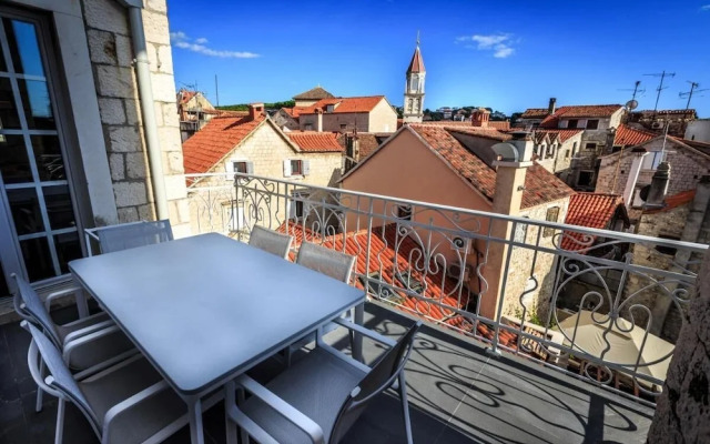 Trogir Old Town Residence - Penthouse