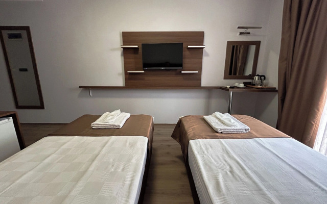 Gulluk Life Hotel