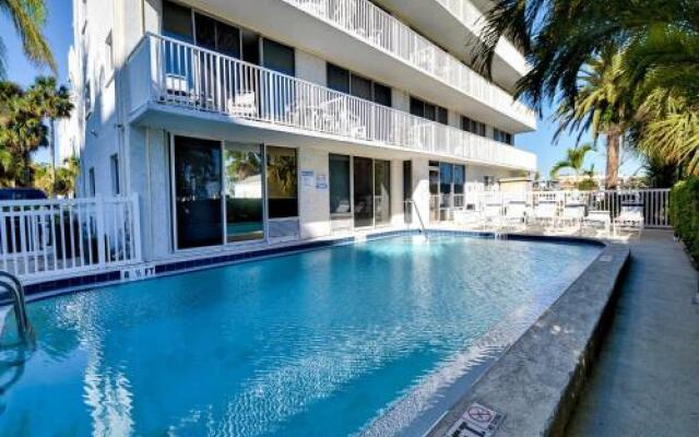 Bayside Condos 18