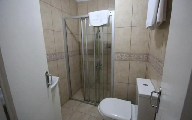 Lavinya Otel