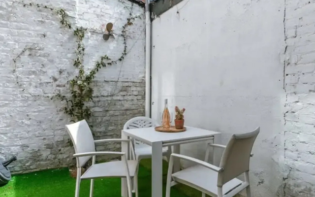 Spacious Apartment With Terrace in Ostend