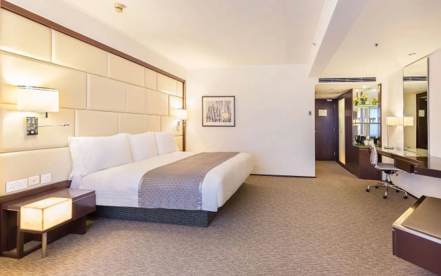 Regal Airport Hotel