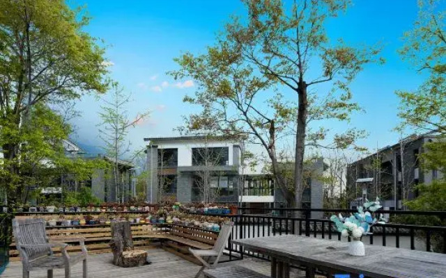 Dali Ancient Luchun Hotel