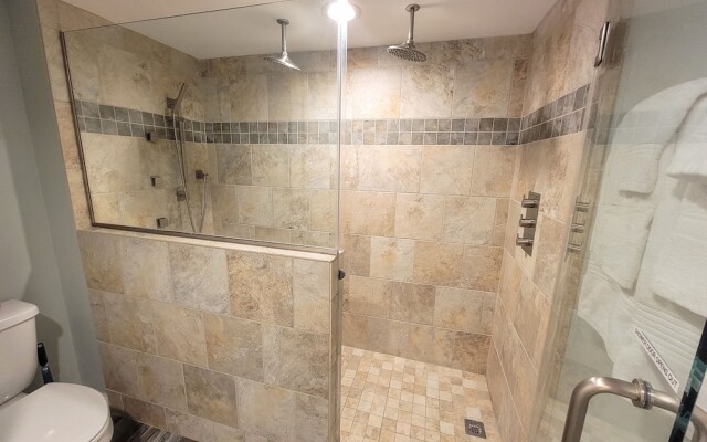 108 Brighton 3 Bedroom Condo