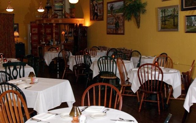 Pond View Fine Dining & Inn