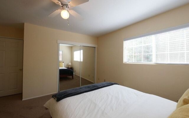 Modern, Exquisite 2-bedroom Home in Lafayette