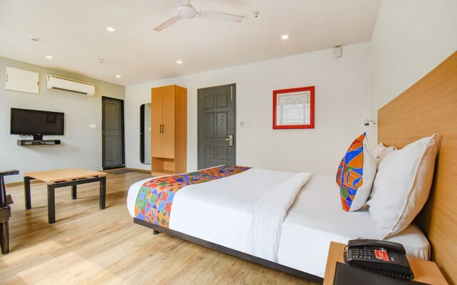 FabHotel Alpha Center