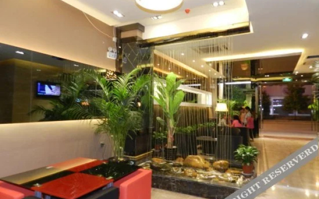 Pai Hotel (Nanning Jiangnan Shizhuling Subway Station)