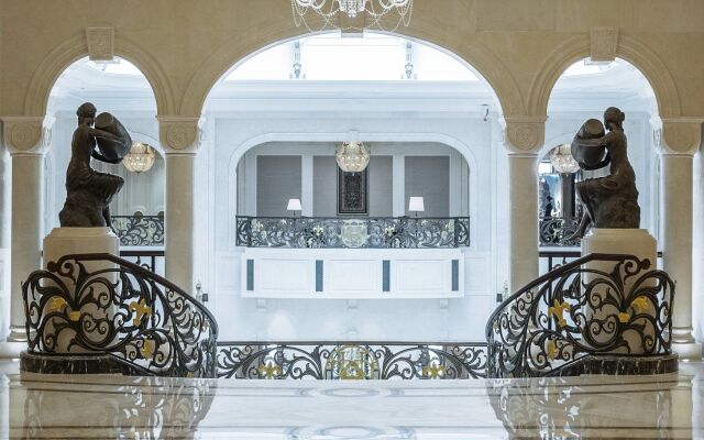 The Castle Hotel, a Luxury Collection Hotel, Dalian