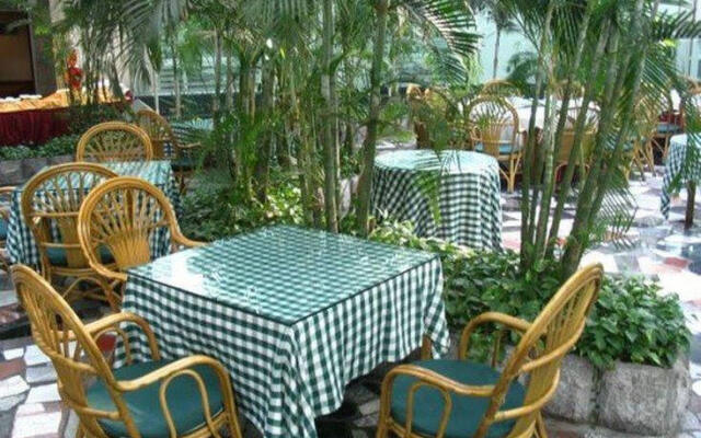 Tianjin Super Garden Hotel