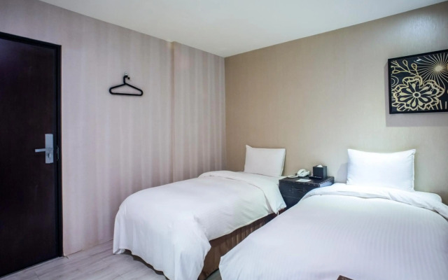 Xinshe Hotel - Chungli