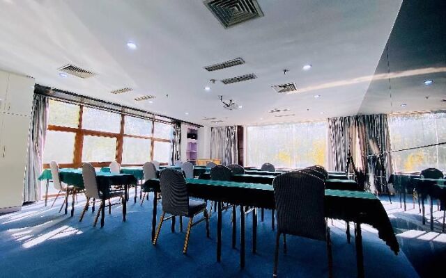 Elan Hotel(Beijing Jianguomen Branch)