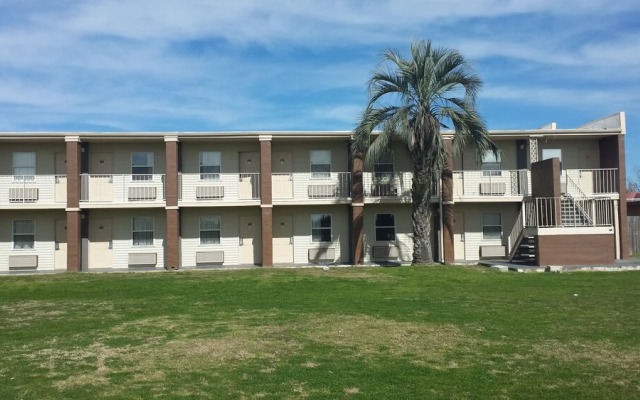 The Brooke Hotel