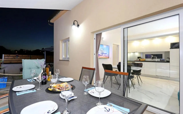 Punta Garden Pool House