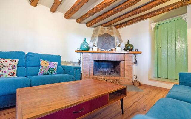 Vibrant Holiday Home in Fraga With Private Pool
