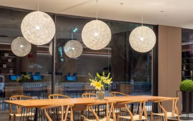 JI Hotel (Baoshan Yongchang Avenue)