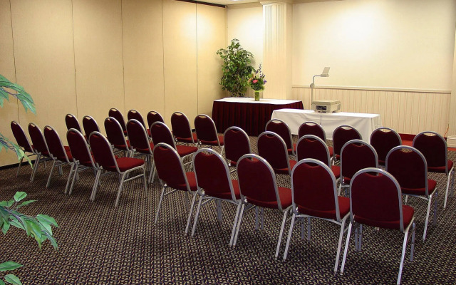 Salt Lake Plaza Hotel SureStay Collection by Best Western