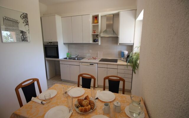Apartments IVONA 3