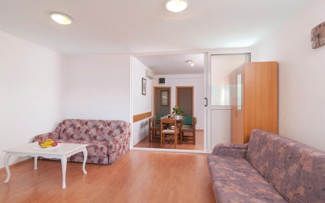 Awesome Home in Stanici With Wifi and 2 Bedrooms