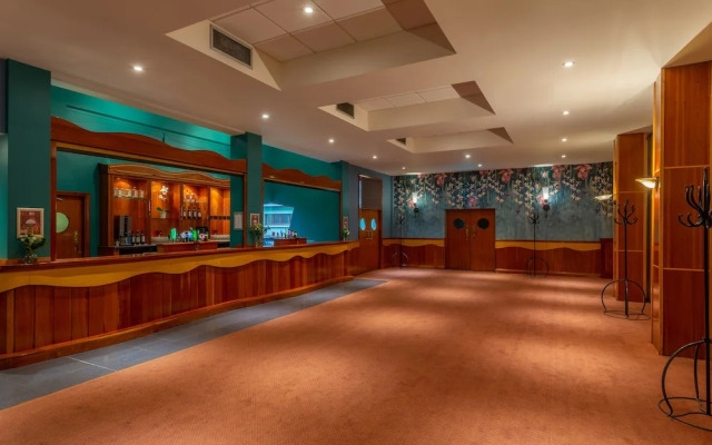 Dooley's Hotel