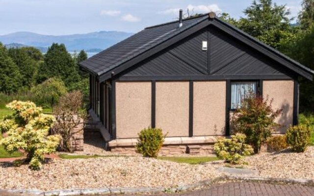 Cameron House Detached Lodge with Scenic View L34